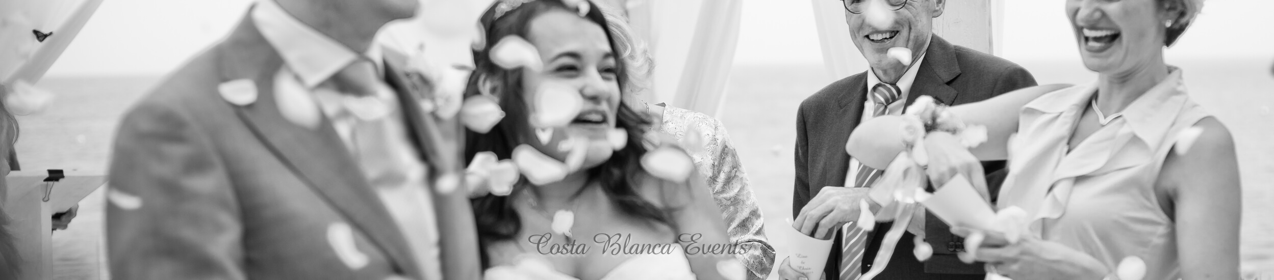 Le recessional es cuando los novios deja la ceremonia